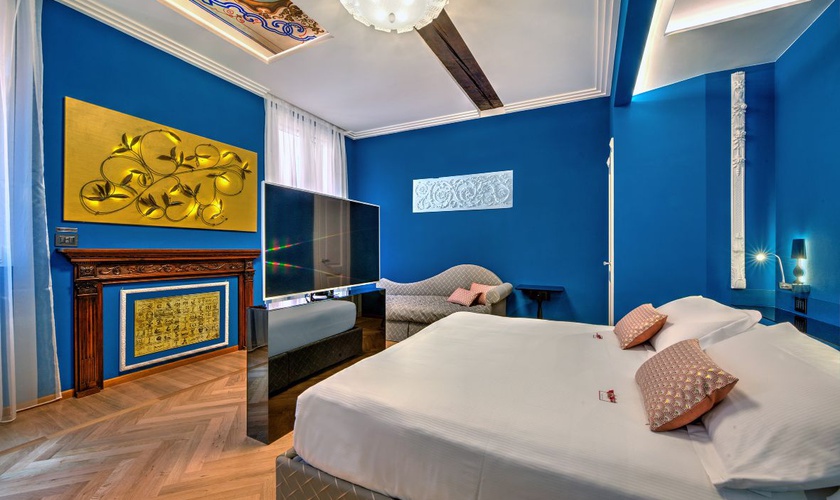 Luxury apartments battibecco Art Hotel Commercianti Bologna Luxury apartments battibecco Art Hotel Commercianti Bologna