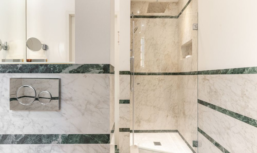 Appartamento art studio Art Hotel Commercianti Bologna Appartamento art studio Art Hotel Commercianti Bologna