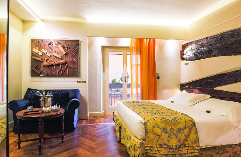 Camera doppia deluxe Art Hotel Commercianti Bologna Camera doppia deluxe Art Hotel Commercianti Bologna
