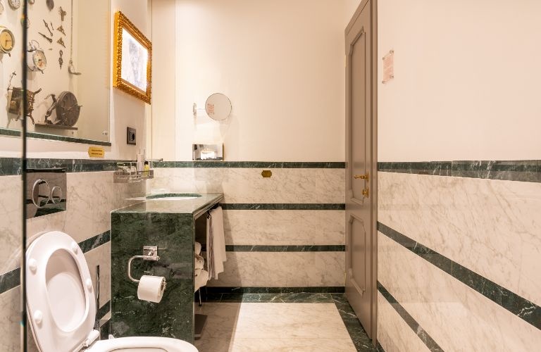 Junior suite deluxe Art Hotel Commercianti Bologna Junior suite deluxe Art Hotel Commercianti Bologna