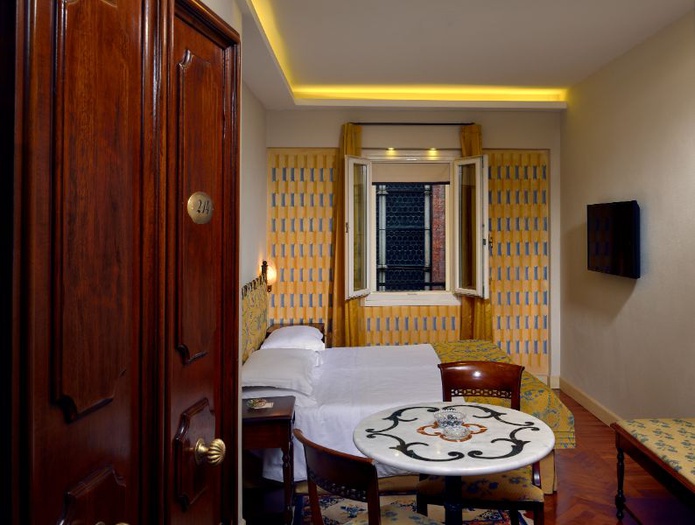 Camera doppia classic Art Hotel Commercianti Bologna Camera doppia classic Art Hotel Commercianti Bologna