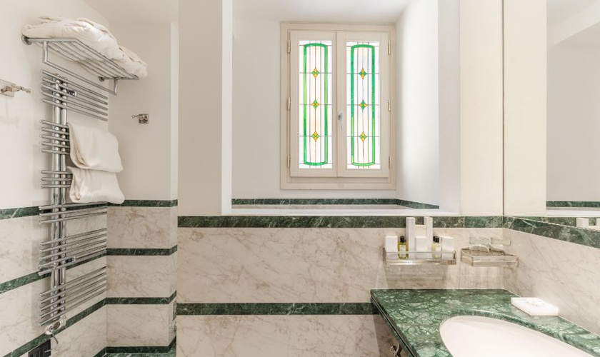 Appartamento art studio Art Hotel Commercianti Bologna Appartamento art studio Art Hotel Commercianti Bologna