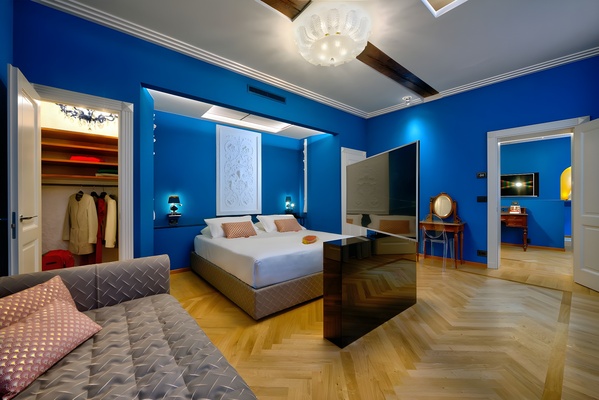 Luxury apartments battibecco  Art Hotel Commercianti Bologna