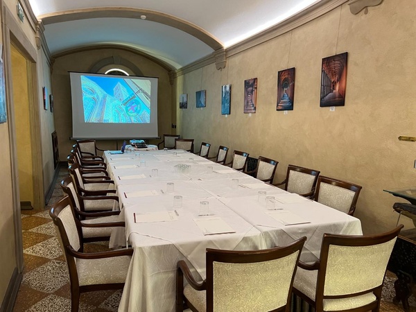 Sala del pozzo Art Hotel Commercianti Bologna Sala del pozzo Art Hotel Commercianti Bologna