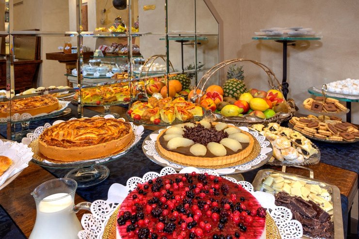 La nostra ricca colazione a buffet  Art Hotel Commercianti Bologna