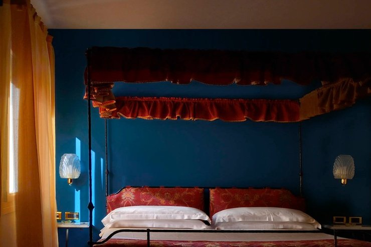 Junior suite art hotel commercianti bologna Junior suite art hotel commercianti bologna