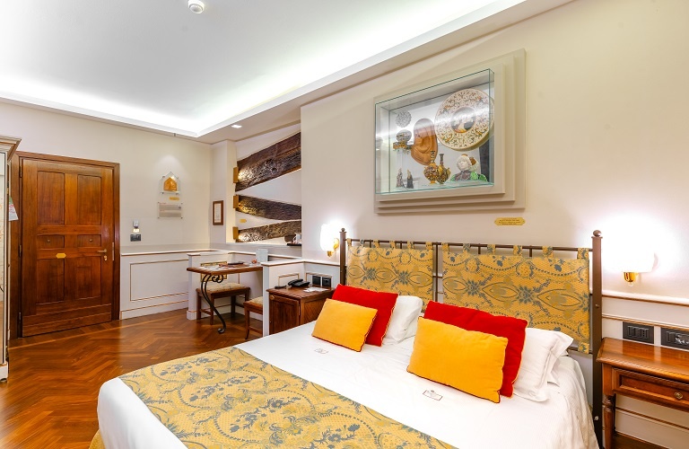 Camera doppia deluxe Art Hotel Commercianti Bologna Camera doppia deluxe Art Hotel Commercianti Bologna