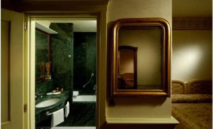 Camera doppia deluxe art hotel commercianti bologna Camera doppia deluxe art hotel commercianti bologna