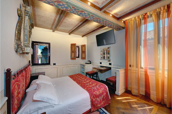 Camera doppia deluxe Art Hotel Commercianti Bologna Camera doppia deluxe Art Hotel Commercianti Bologna