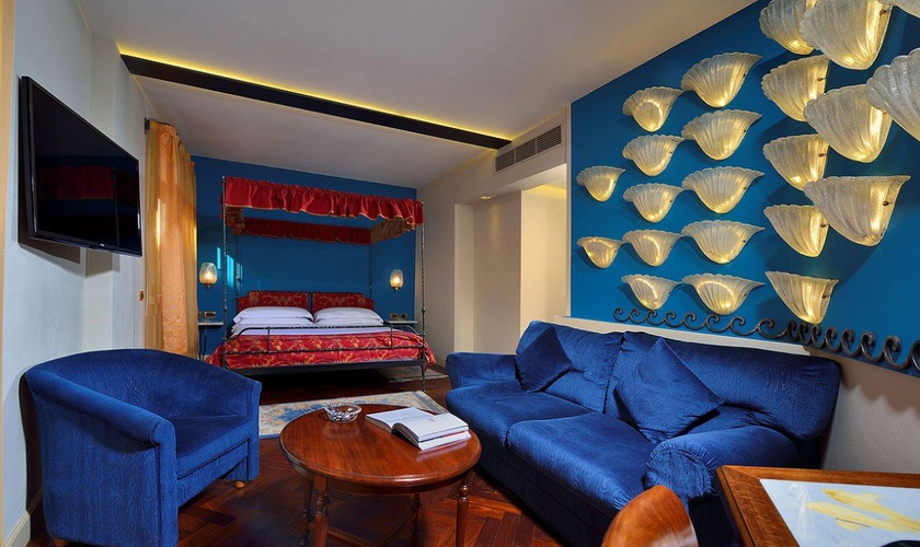 Junior suite Art Hotel Commercianti Bologna Junior suite Art Hotel Commercianti Bologna